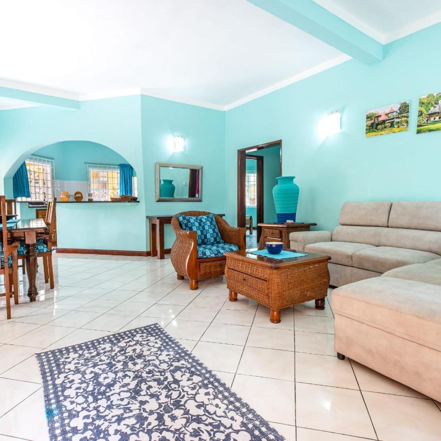 Beau Vallon Residence Екстериор снимка