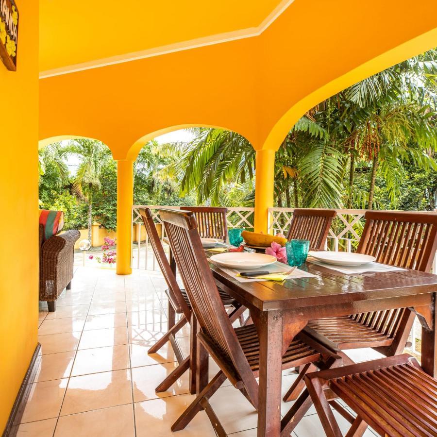 Beau Vallon Residence Екстериор снимка