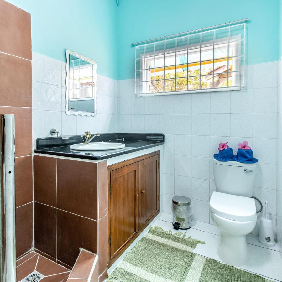 Beau Vallon Residence Екстериор снимка
